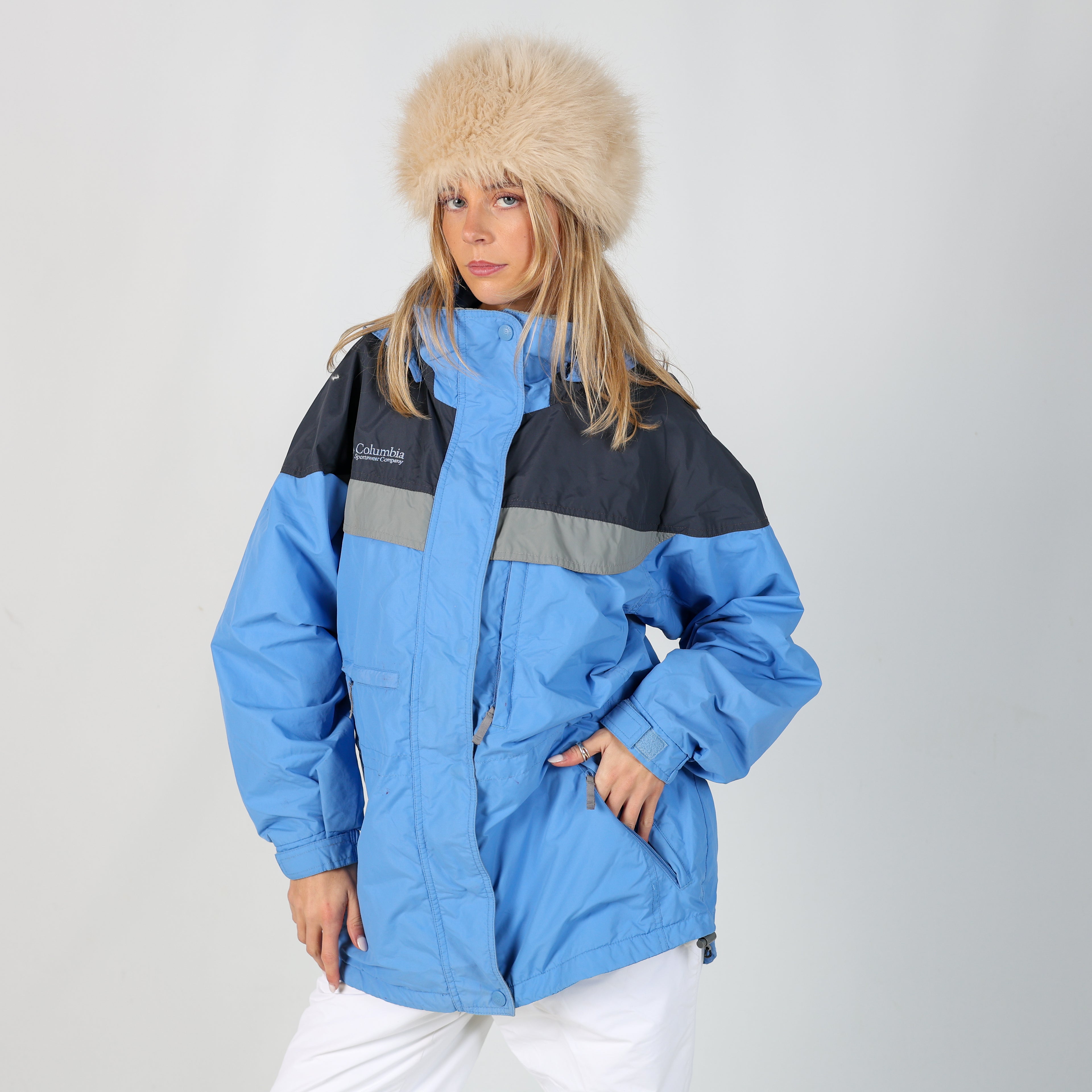 Light Blue y2ks Columbia Ski Jacket  (M)