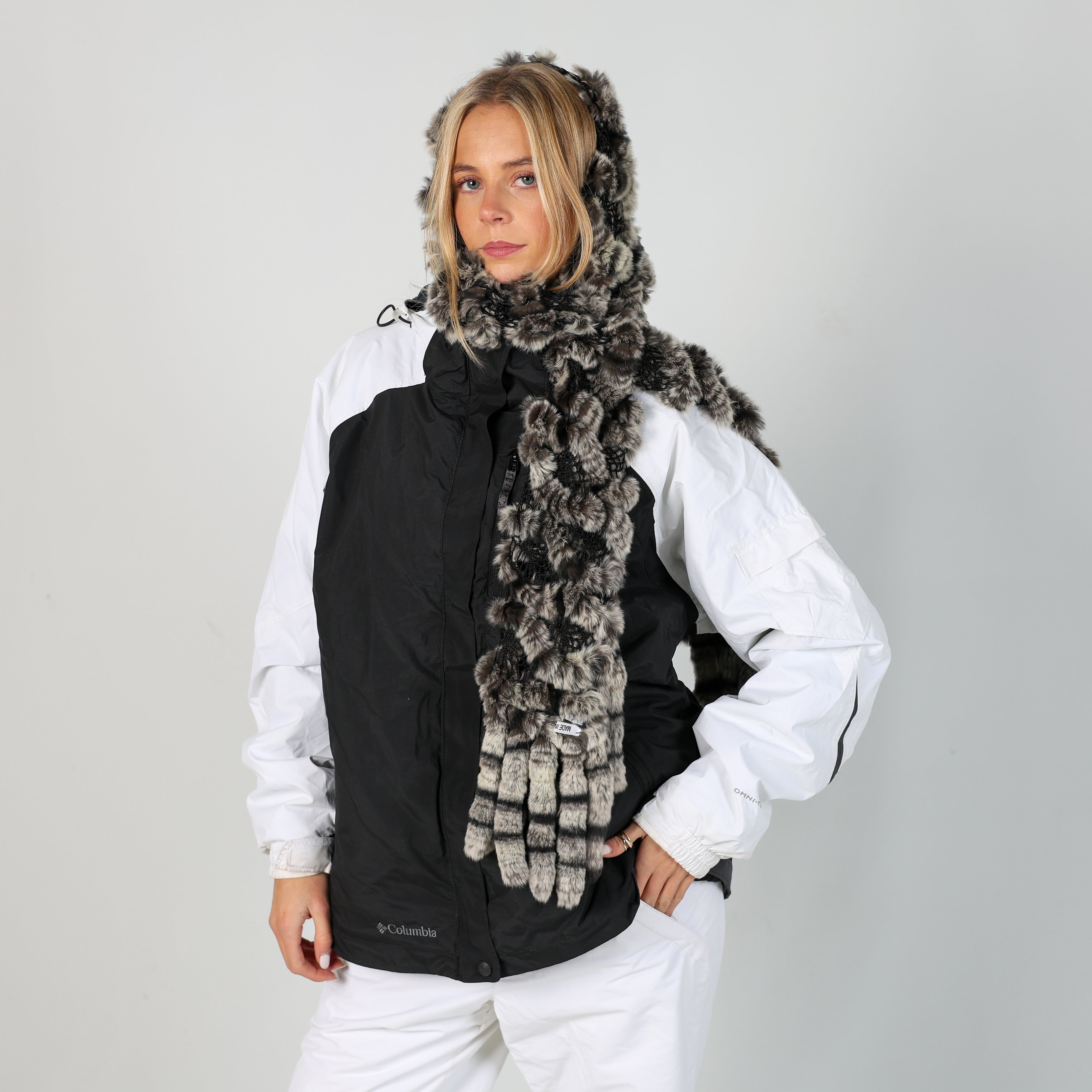 Black y2ks Columbia Ski Jacket Fleece Lined (XL)