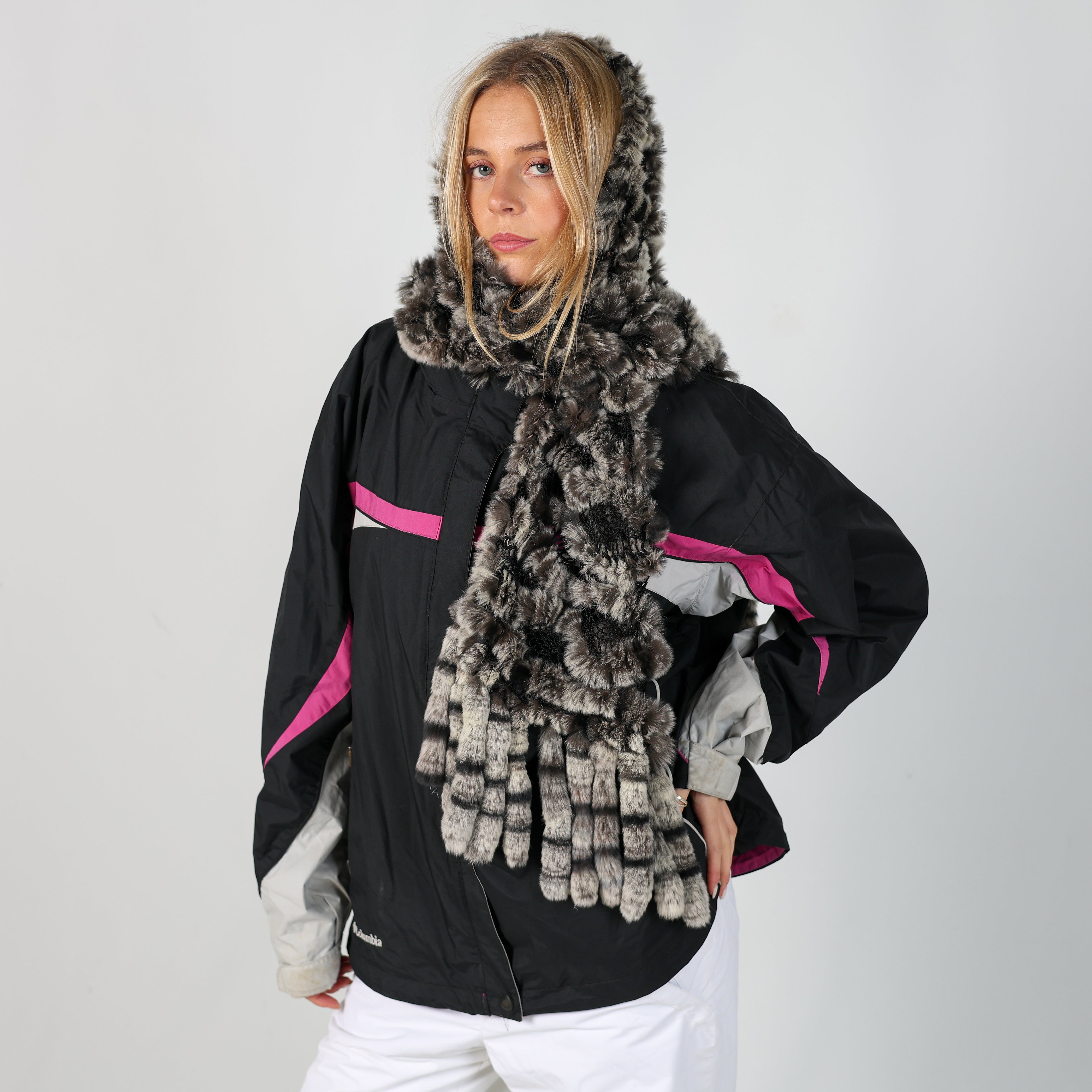 Black y2ks Columbia Ski Jacket  (XL)